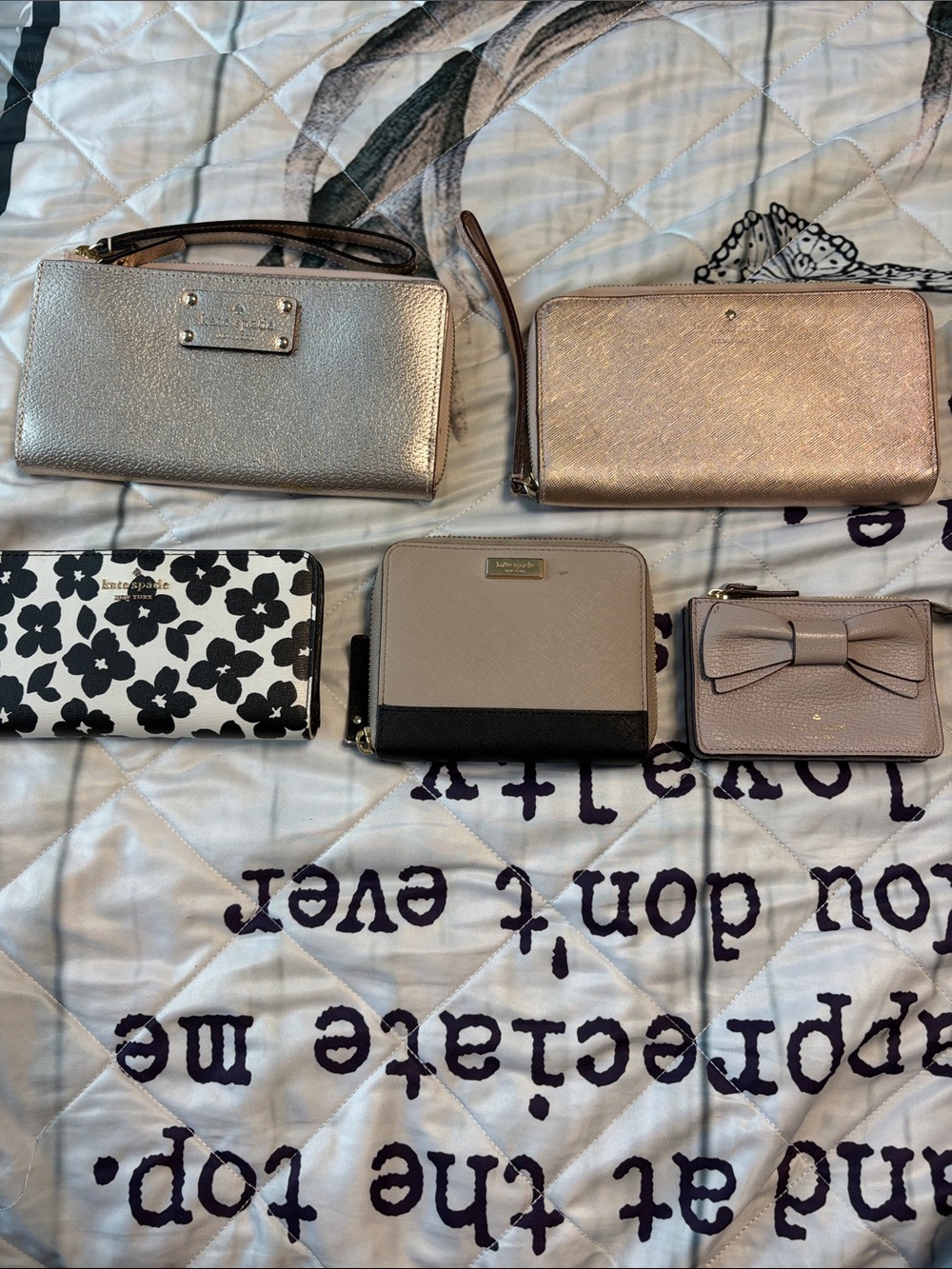 kate spade (5) Wallets (REHAB)